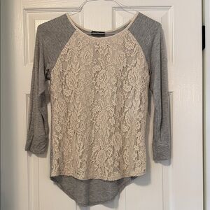 Market and Spruce Gray and Cream Lace Women's Top